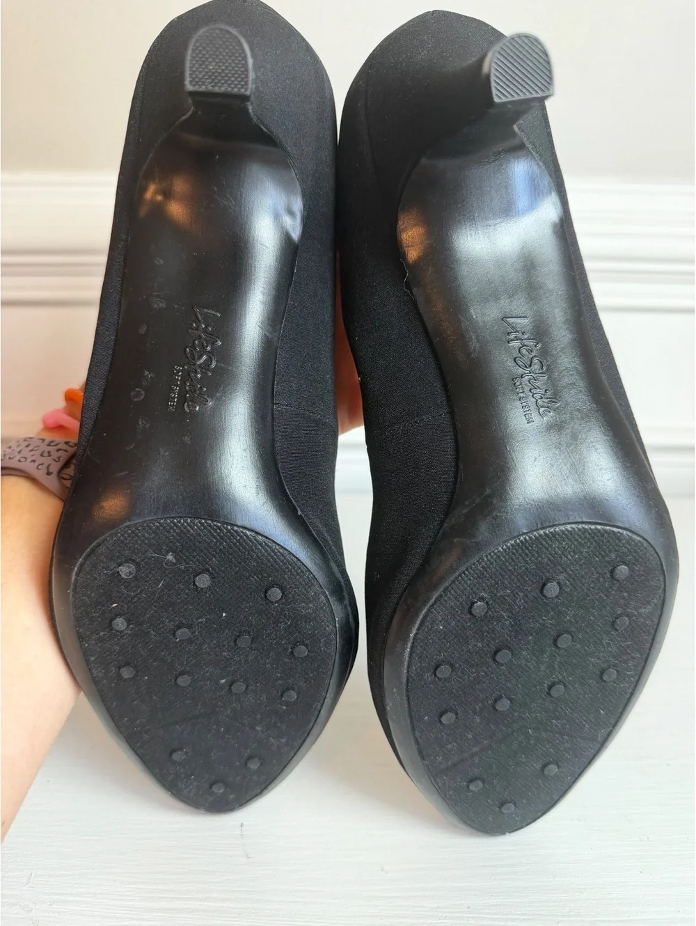 LifeStride Parigi Women's Black Classic Pumps Size 10M.